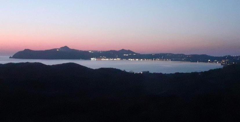 Villa Vigla Zefiría エクステリア 写真